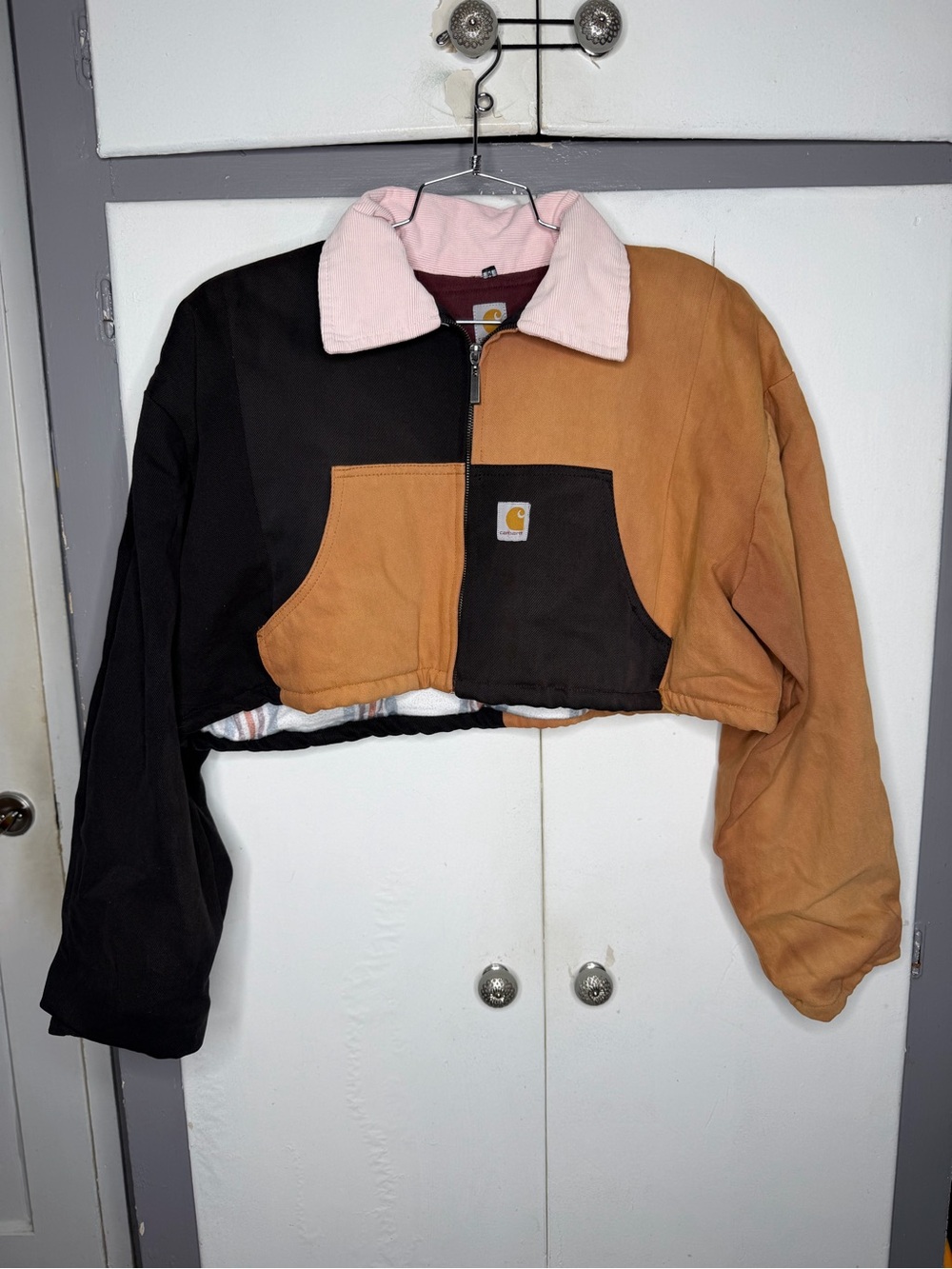 Carhartt Women Colorblock Cropped Utility Jacket in Black, Brown & Pink Medium